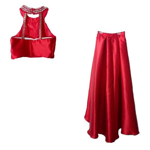 Bee Darlin red preowned hand altered dress gown - Picture 4 of 7